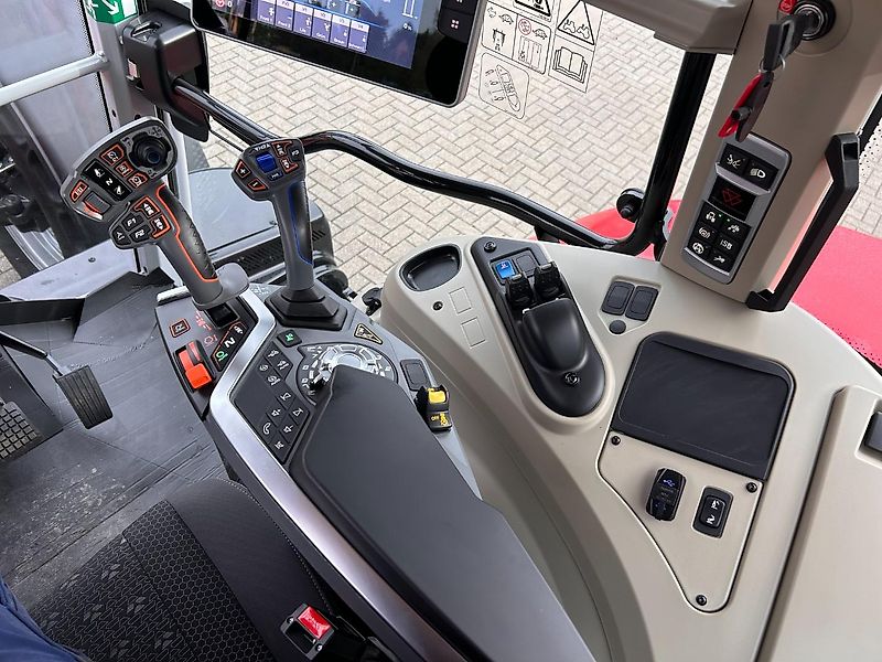 Massey Ferguson 7S.180 Dyna-VT Exclusiv