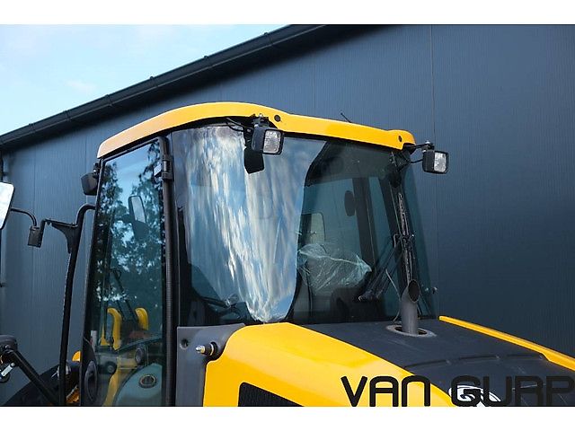 JCB 409 | 2023 | 548h