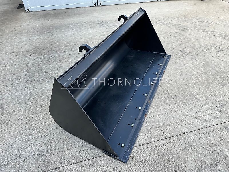 JCB Bucket 1 cubic Metre C/w Bolt on wear plate