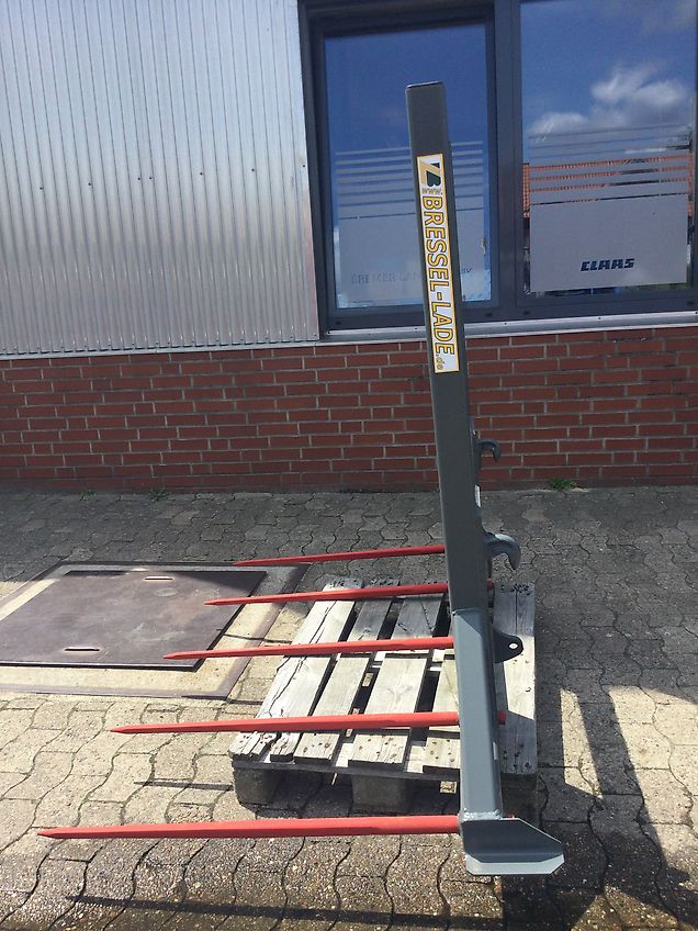 Bressel und Lade Ballenspieß 1800 EURO Aufnahme