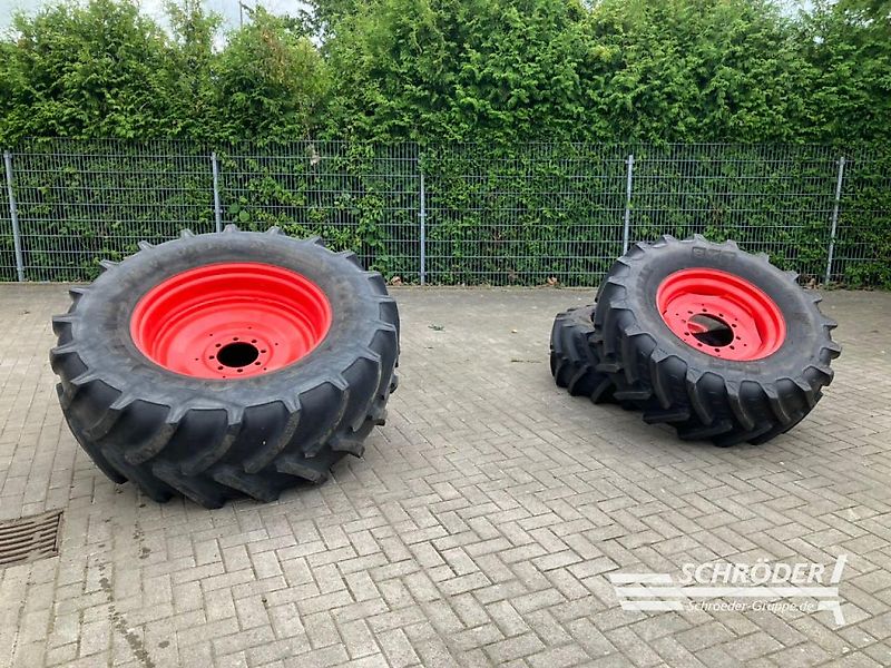 Fendt 2X 580/70 R38 / 2X 480/70 R28