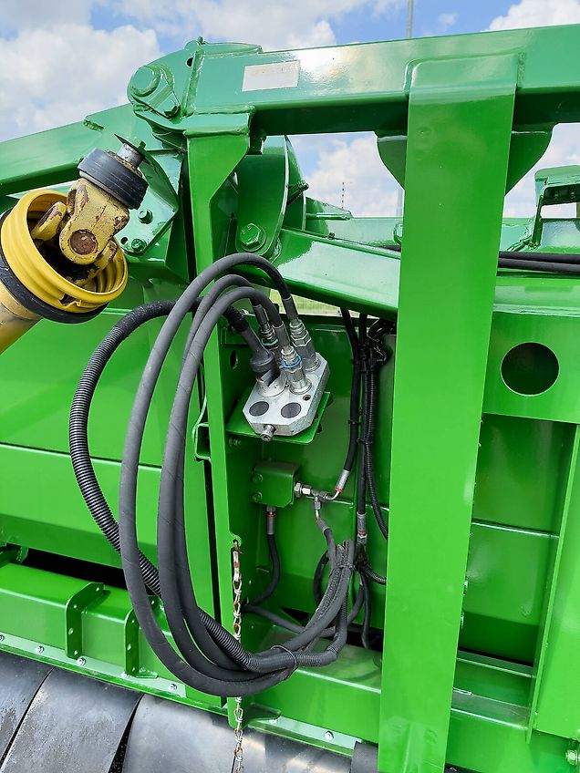 John Deere Kemper 608C 8 row corn header with folding frame for John Deere combines, chopper, stubble stomper, 75 cm row spacing, StalkMaster