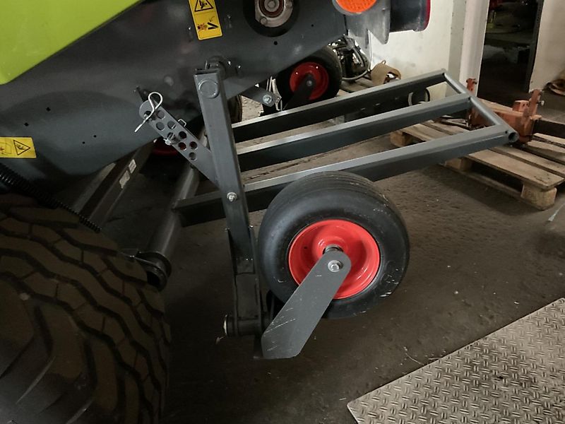 Claas Variant 485 RC