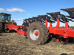 Gregoire-Besson Voyager S70 - 7 On land