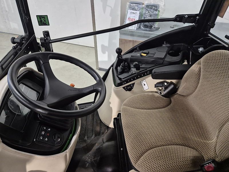 John Deere 2032R SNOWFOX-AKTION