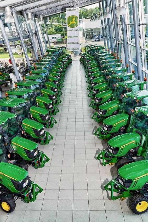 John Deere X147R