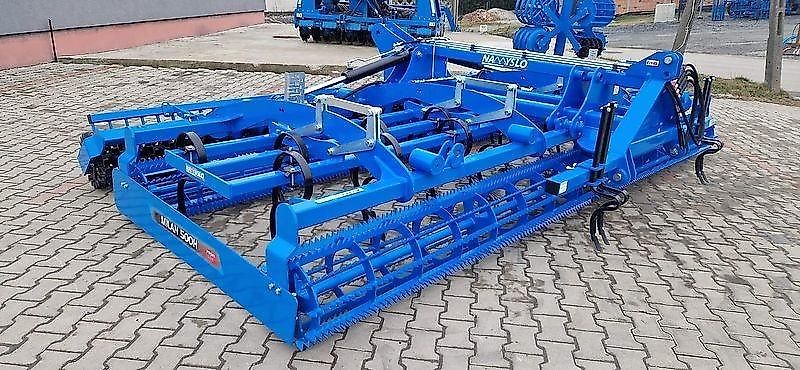 Namyslo Saatbettbereitung / Seedbed cultivator / Combiné de préparation / Agregat uprawowy Milan 5 m