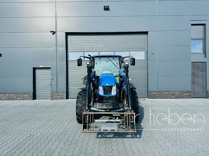 New Holland T5050 mit Frontlader, DL & Klima