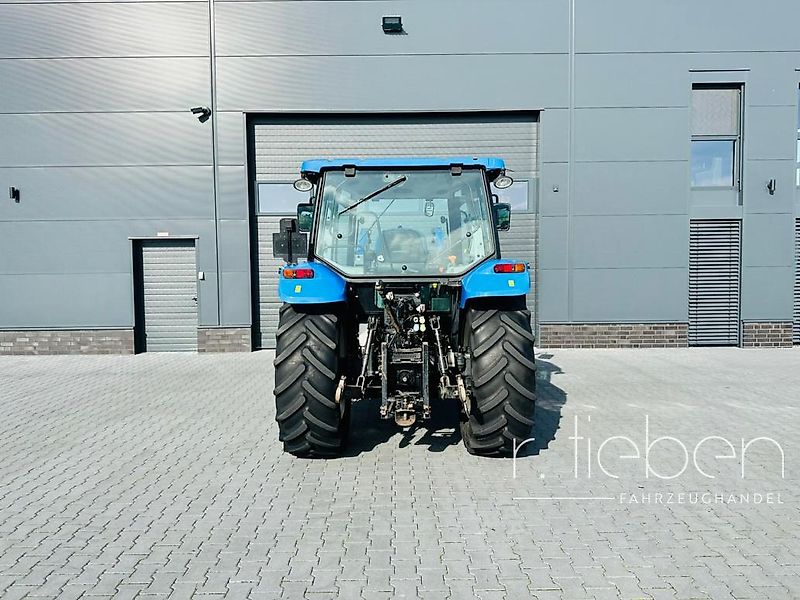 New Holland T5050 mit Frontlader, DL & Klima