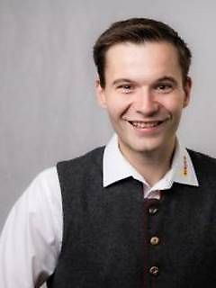 Контактна персона Пан Ludwig Öller