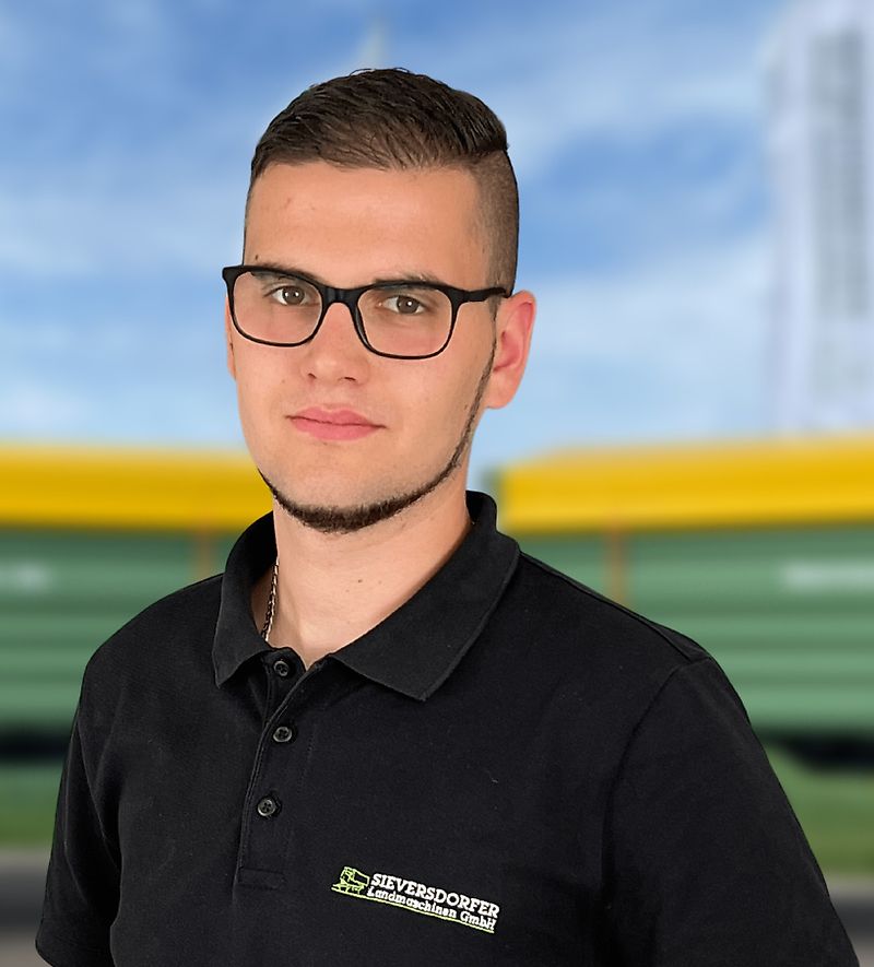 Контактна персона Пан Raik Synnatschke