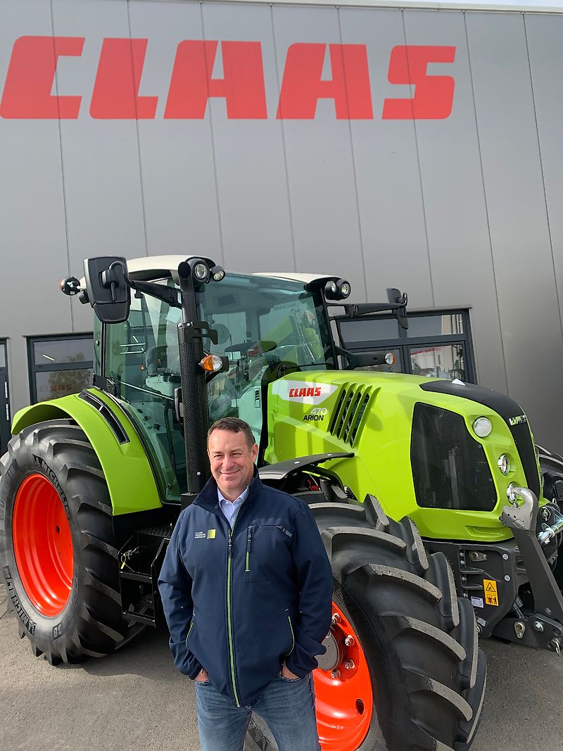 Контактна персона Пан Claude Schrenger