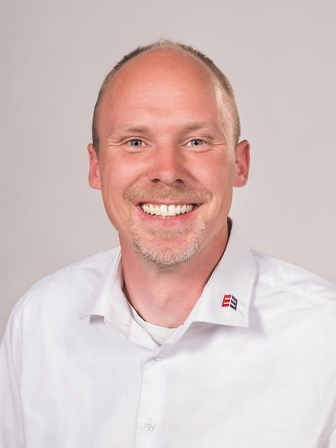 Контактна персона Пан Norman Tietz