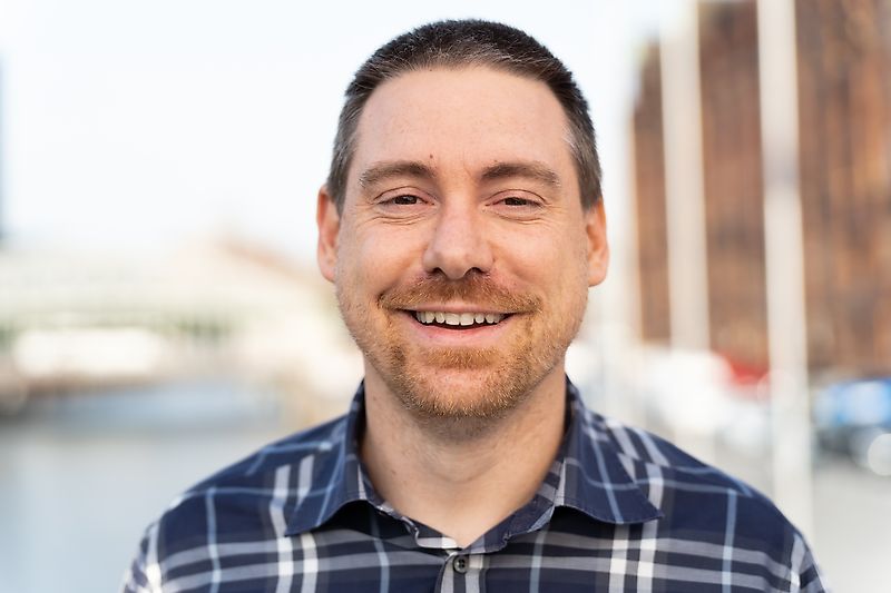 Контактна персона Пан Marco Zane