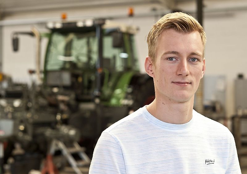 Контактна персона Пан Wessel Hoftijzer