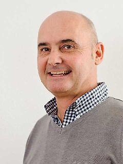 Контактна персона Пан Rudolf Helm